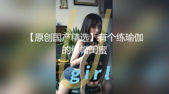 邻家嫩妹妹！较小身材美乳骚穴！椅子上张开双腿，掰穴展示，翘起美臀摇摆，随音乐扭腰摆臀