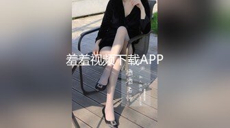 娇滴滴妩媚新人美女极度诱惑，搔首弄姿揉搓无毛美穴，呻吟娇喘麻麻的，刚刚好一手抓奶子