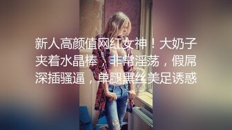 白色裙子女友爱爱