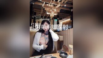 家里的小骚妻睡前来一啪给狼友看，全程露脸发骚口交大鸡巴，让大哥舔逼乳交爆草奶子，多体位无套抽插骚穴